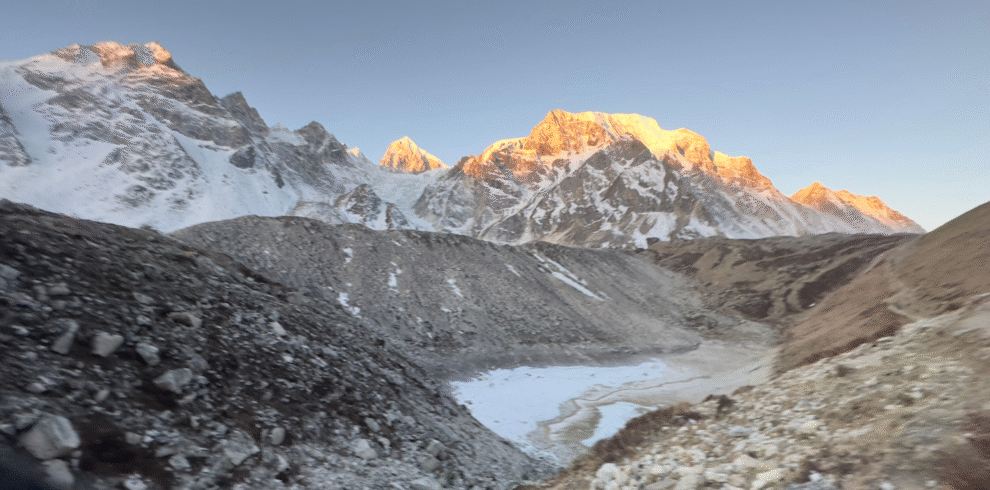 manaslu circuit trekking